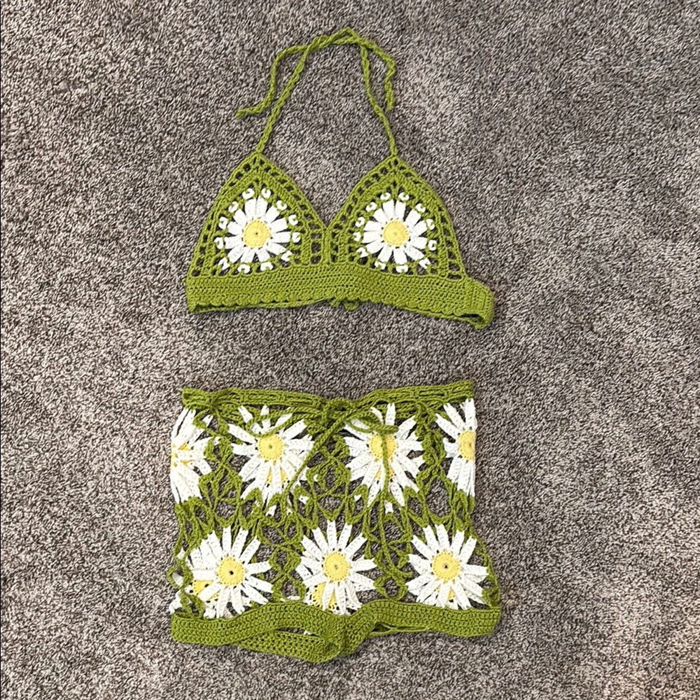 Green Crochet Daisy Two Piece Set